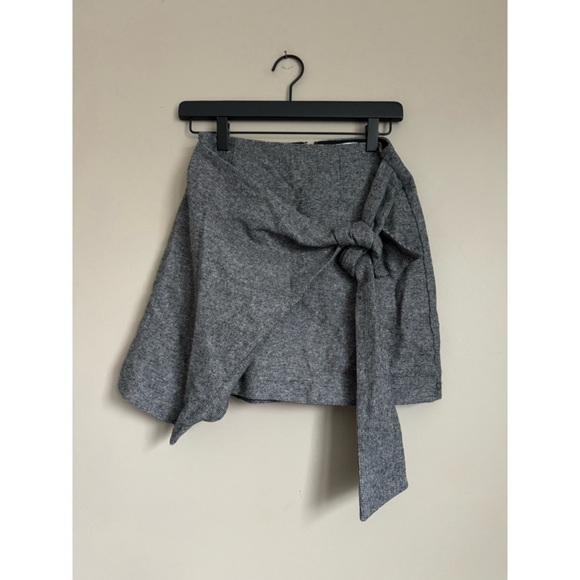 Aritzia Dresses & Skirts - ARITZIA WILFRED Dorine Black & White Wool Cashmere Blend Wrap-Front Mini-Skirt